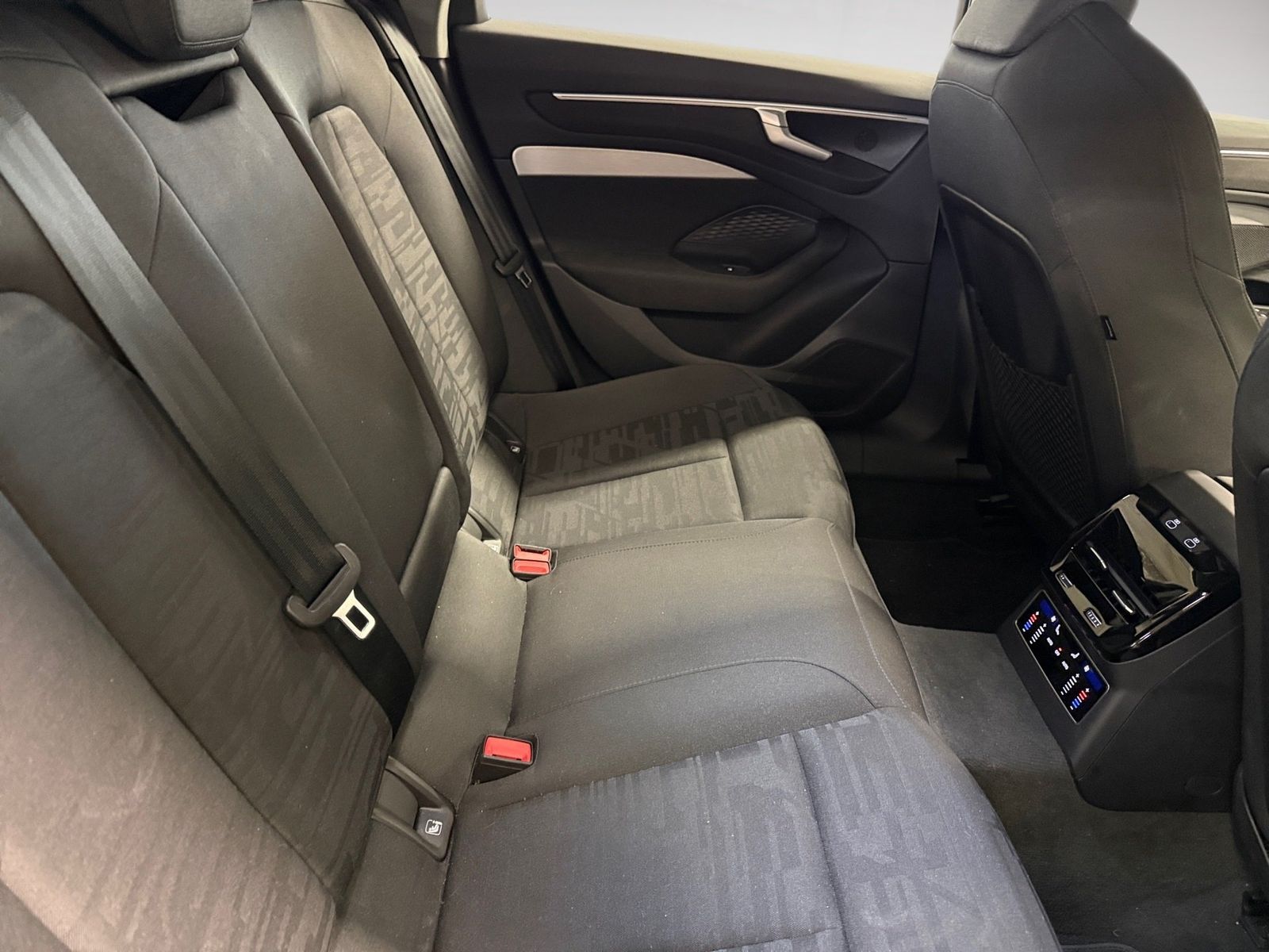 Audi A6 - Bild 10