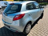 Mazda 2 mit Parkdistanzkontrolle (PDC) - Mazda 2 in Köln
