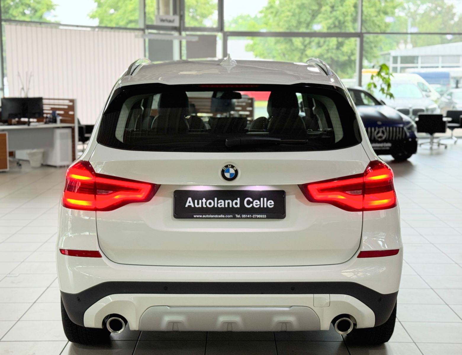 Fahrzeugabbildung BMW X3 xD20i xLine HUD CockPit+Komfort DrivAssis LED