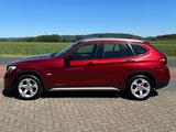 BMW X1 xDrive 20d *Pano*Klima*Leder*AHK*Bi-Xenon*PDC - aus 2010: Geländewagen