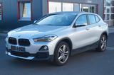 BMW X2 sDrive 18 d Advantage - silberne BMW X2