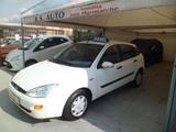 Ford Focus 1.8 TDCi 5p gancio traino full 00 - Ford Focus aus 2000 mit Diesel-Antrieb