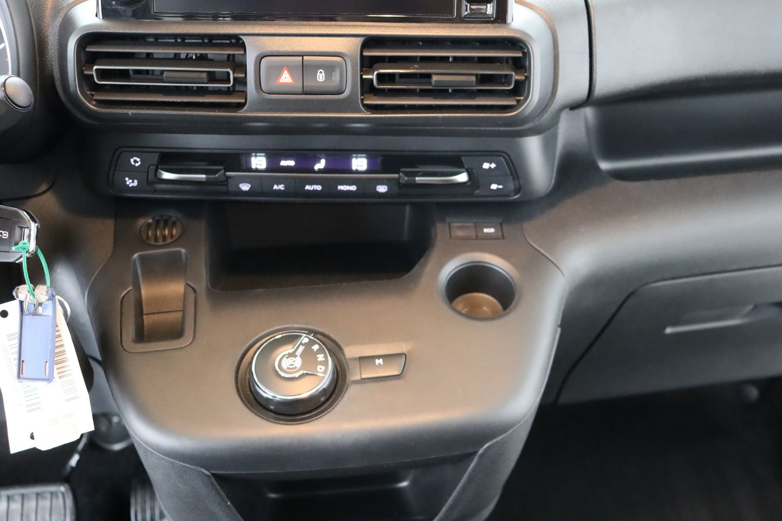 Fahrzeugabbildung Citroën Berlingo 1.Hand * wenig km MPV Shine M