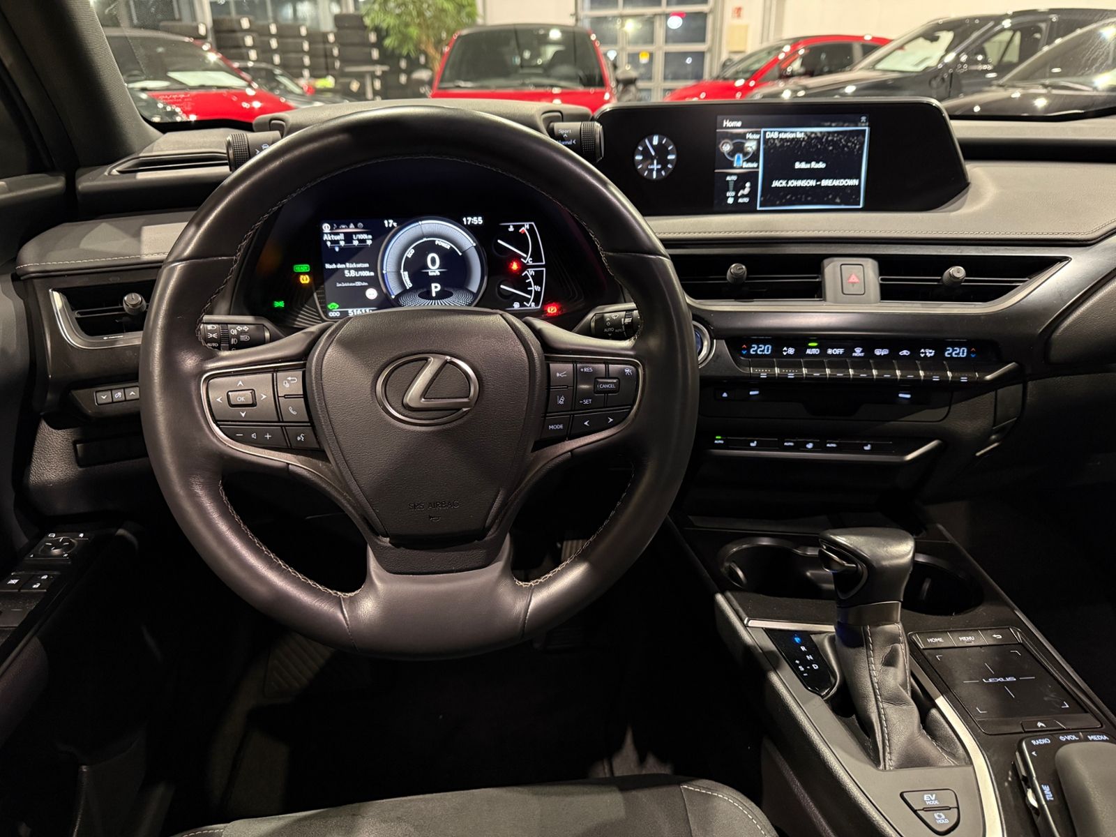 Fahrzeugabbildung Lexus UX 250 h RFK LED ALU 18"