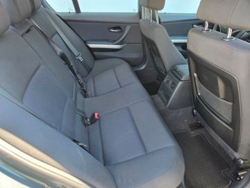 BMW 318 - 11