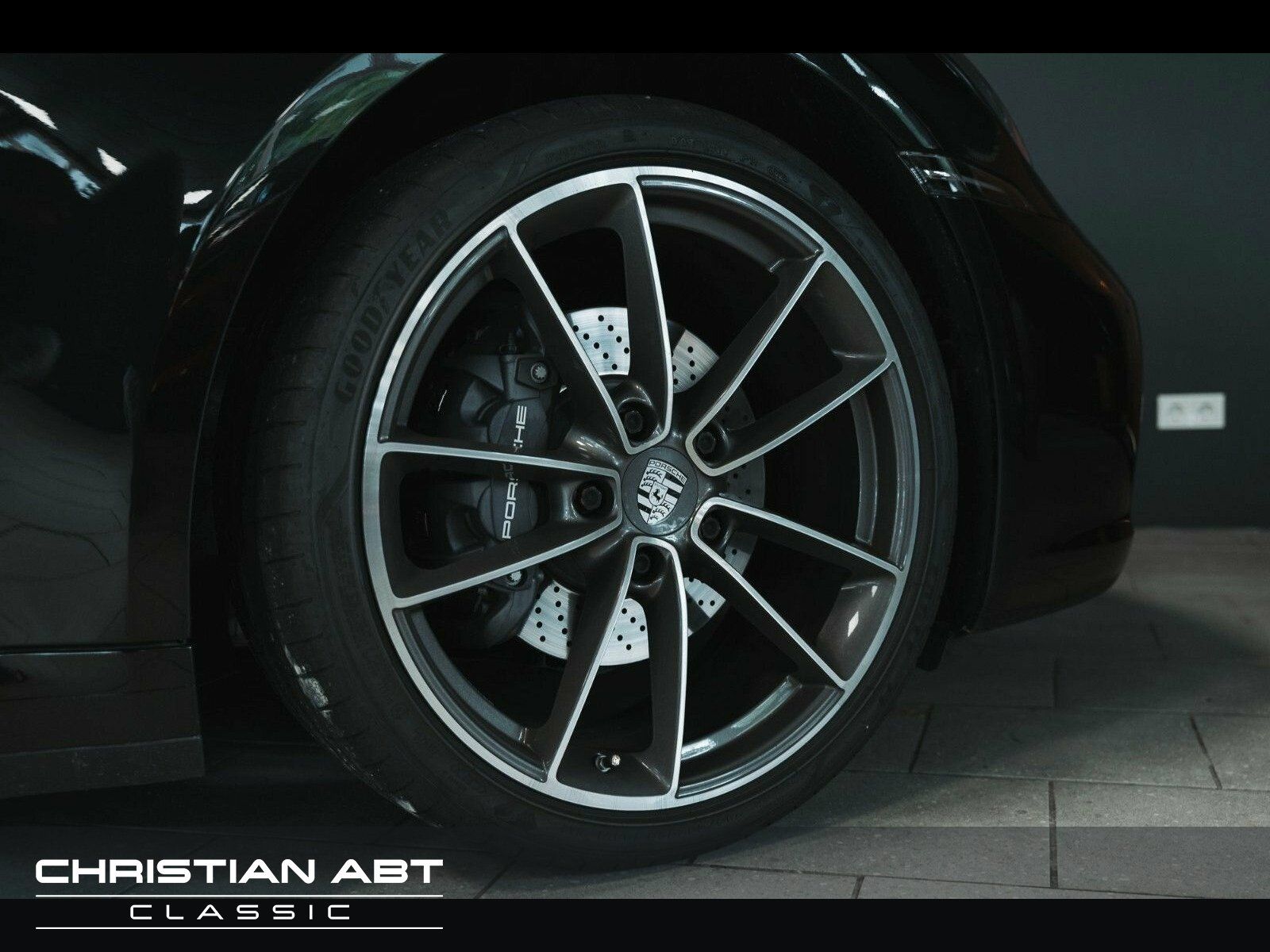 Fahrzeugabbildung Porsche Carrera Sitzbelüftung * 360 Grad * Sport Chrono