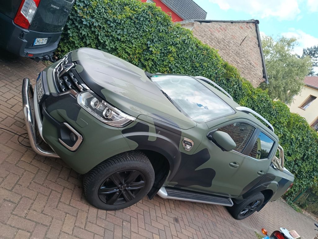 Image of Renault Alaskan