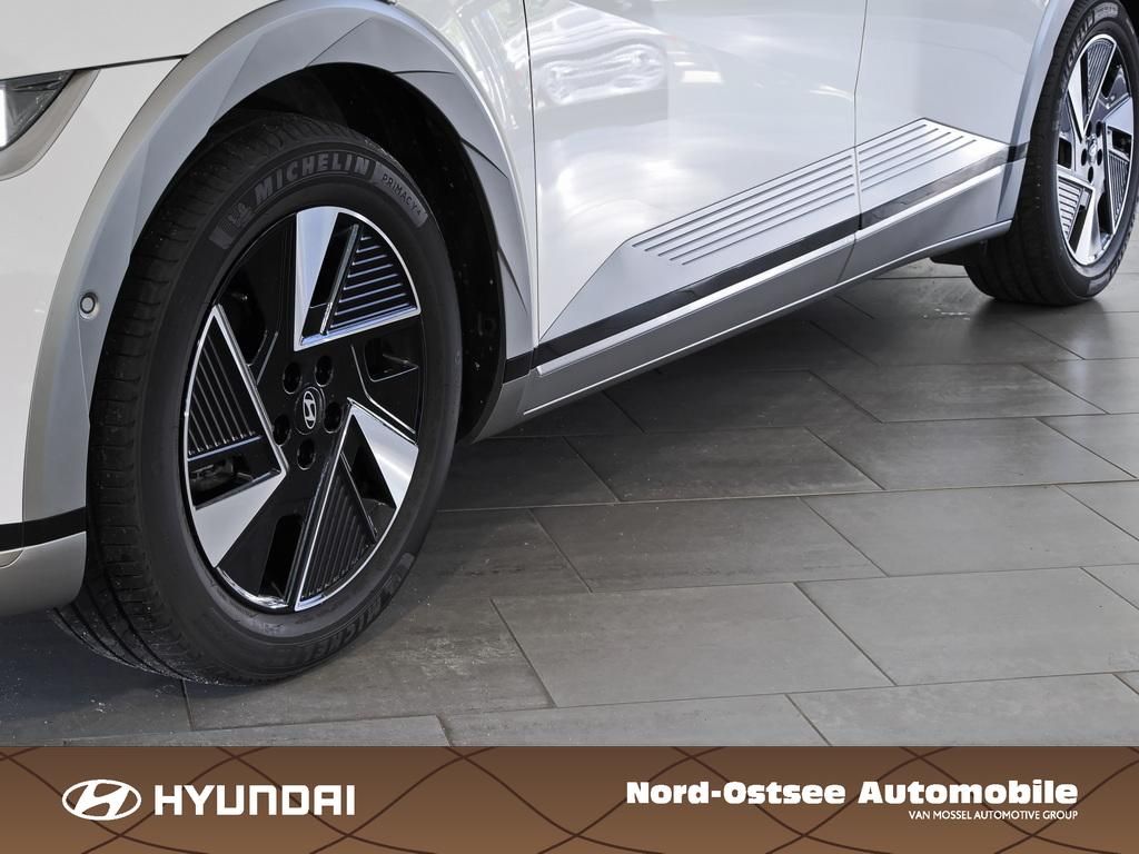 Fahrzeugabbildung Hyundai IONIQ 5 UNIQ ELEKTRO 84 kWh SHZ LHZ PANO HUD