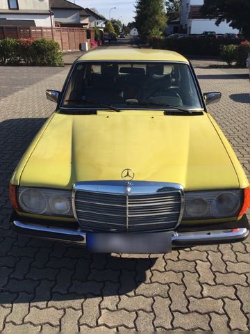 Mercedes-Benz 220 D W123, EZ 1979, TÜV NEU...