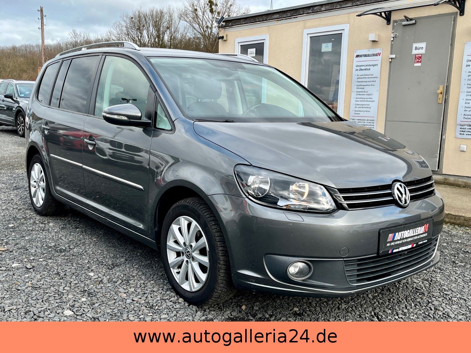 Fahrzeugabbildung Volkswagen Touran 2.0 TDI HIGHLINE DSG Navi RKam AHK Alcant