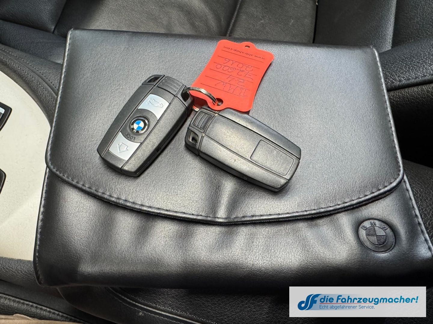 Fahrzeugabbildung BMW Z4 sdrive 18 i Roadster El. Verdeck AD Leder Xen