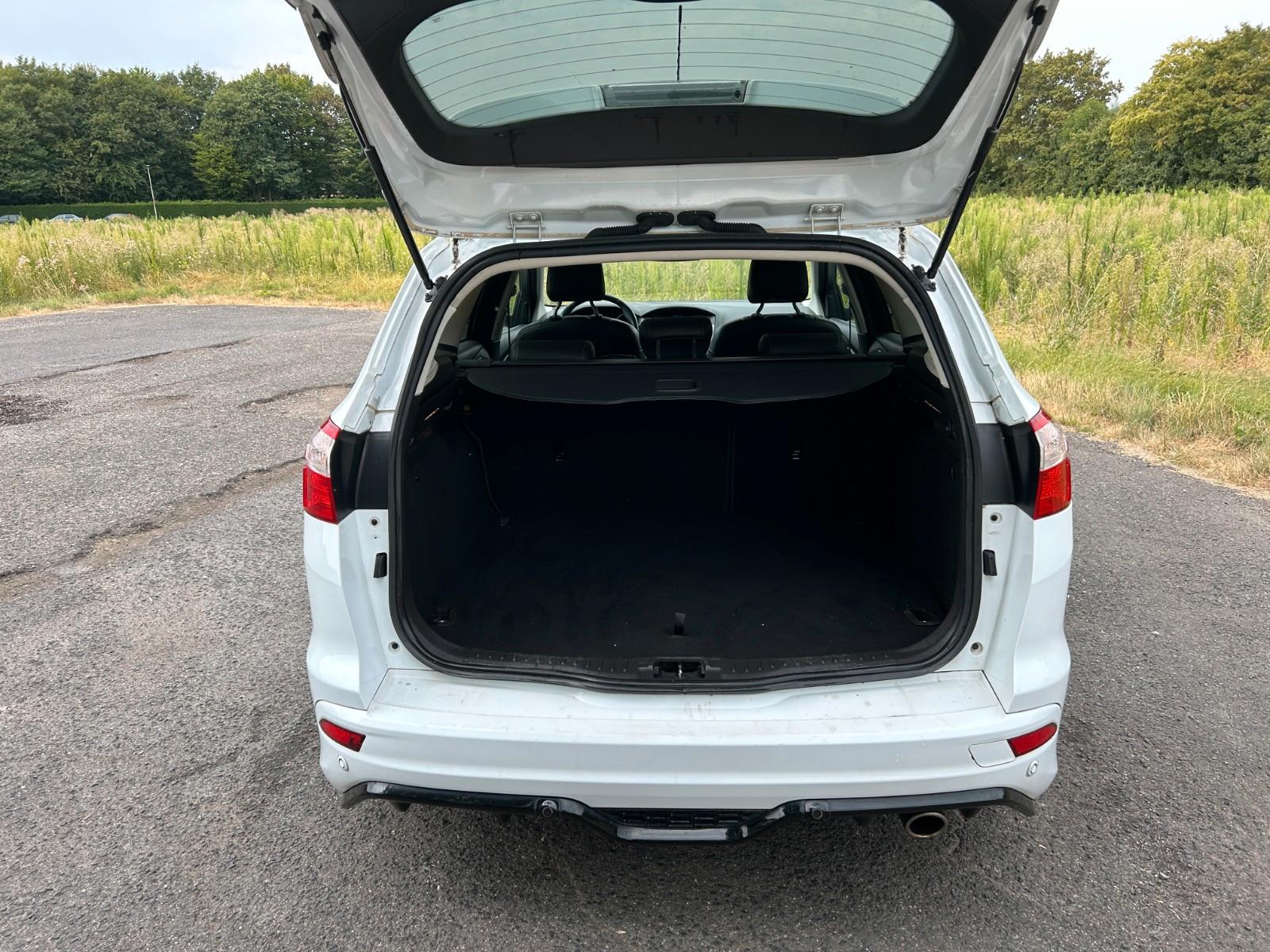 Ford Focus 2013 — photo 20
