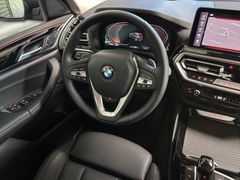 Fahrzeugabbildung BMW X4 xDrive 30d -- AHK/ Innovation/ Memory/ Leder