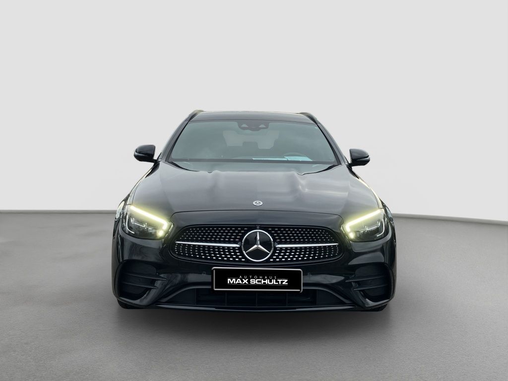 Fahrzeugabbildung Mercedes-Benz E 400 d 4MATIC T-Modell AMG*LED*HUD*FAP*Nav*360°