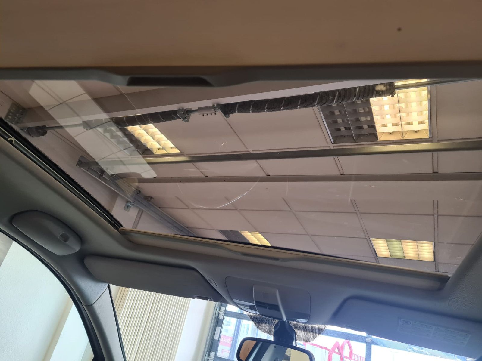 Fahrzeugabbildung Mercedes-Benz B 200 CDI / PANO / KLIMA / AUTOMATIK