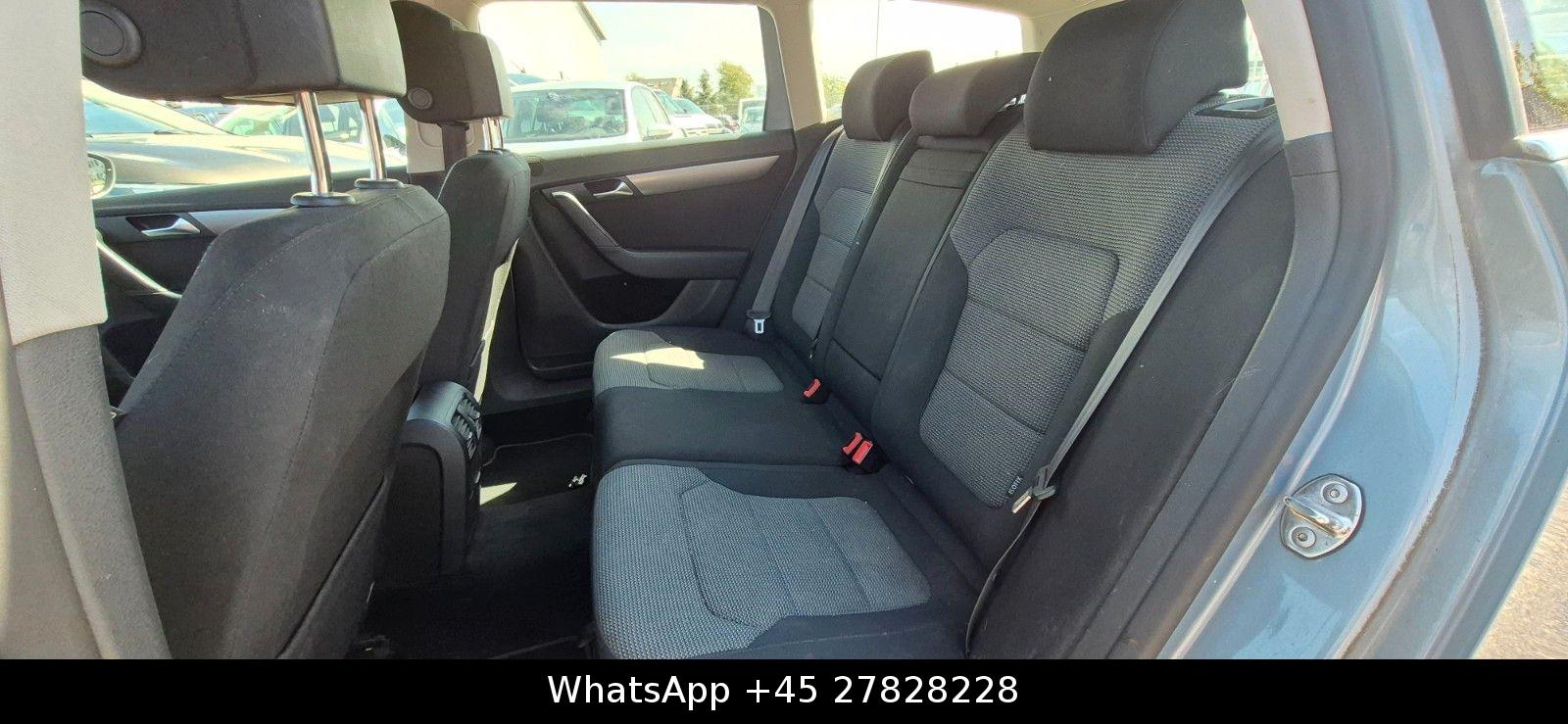 Volkswagen Passat 2011 — photo 10