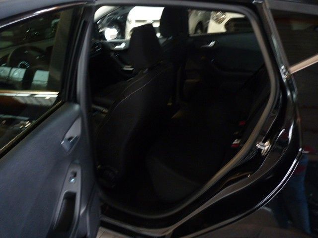 Fahrzeugabbildung Ford Fiesta Titanium X Navigation