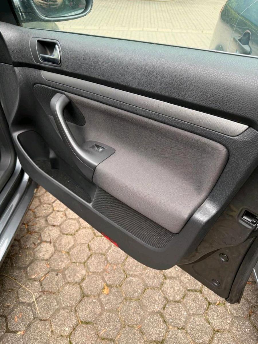 Volkswagen Golf 2009 — photo 7