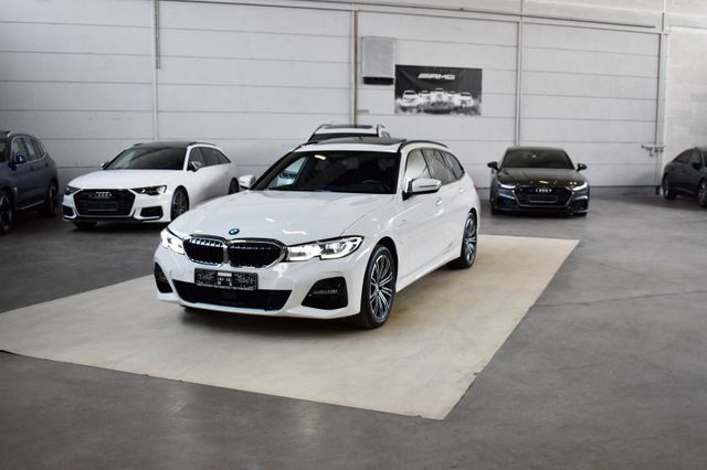 BMW 330e xDrive M-Sport Laser/HUD/Pano/AHK/Memo/ACC