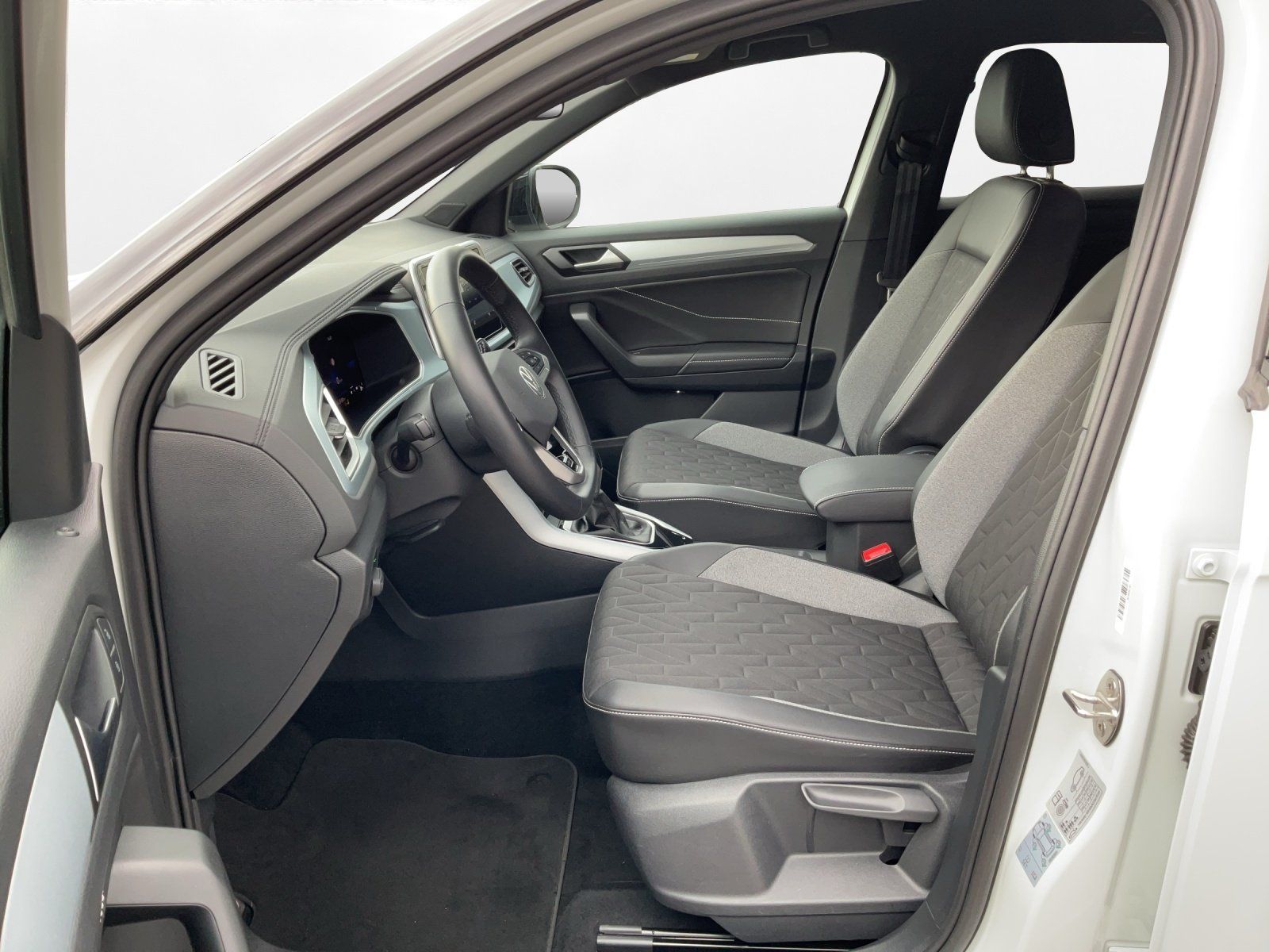 Volkswagen T-Roc - Bild 8