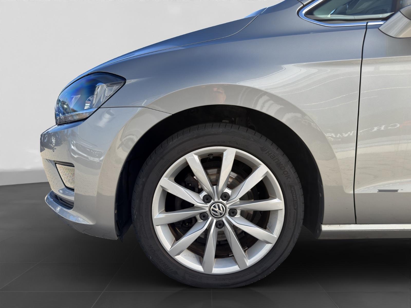 Volkswagen Golf VII Sportsvan Highline Kamera Ahk Navig.