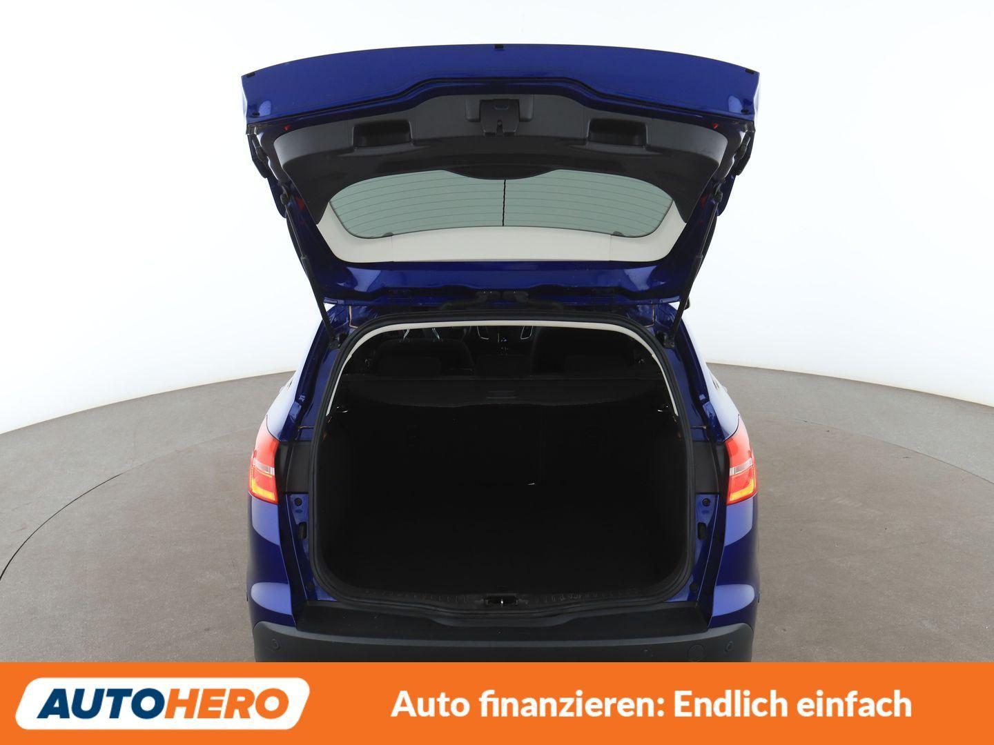 Ford Focus 1.0 EcoBoost Business*NAVI*TEMPO*PDC*SHZ*