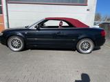 Audi A4 1.8 T Cabriolet - - Audi A4 aus 2004: 1.8