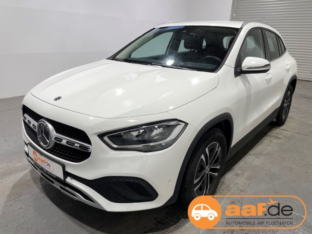 MERCEDES-BENZ GLA 200 4Matic Style Automatik EU6d Navi Klima P