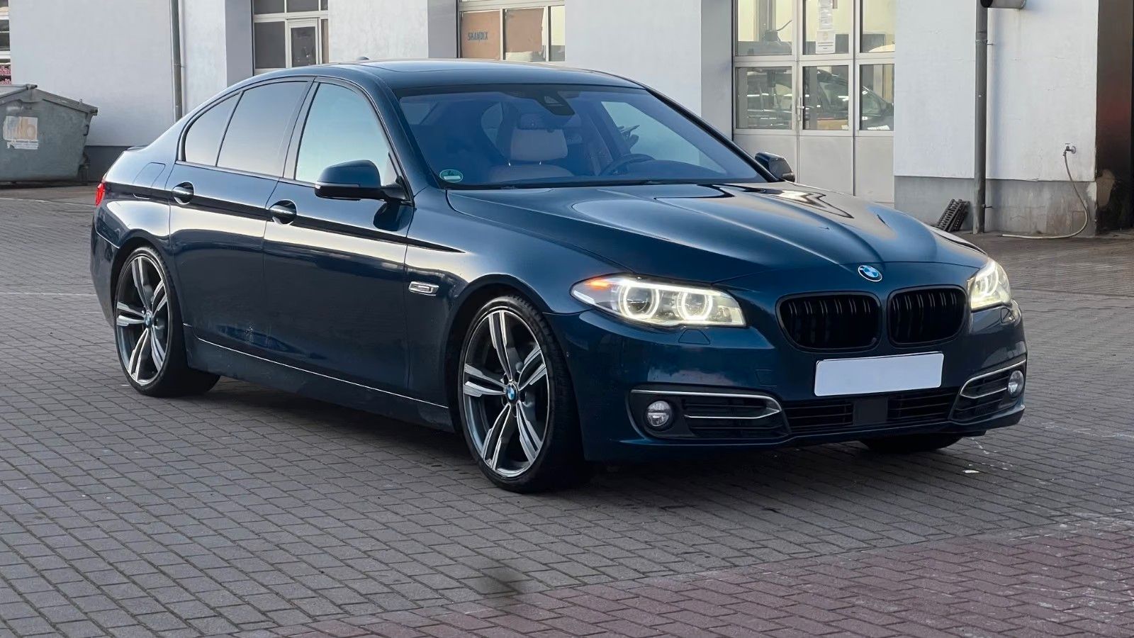 Fahrzeugabbildung BMW 535d Limousine *BI-XENON*KLIMA*