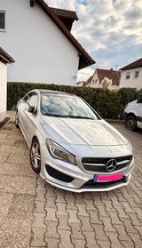 Mercedes-Benz CLA 200 AMG Line AMG Line - Mercedes-Benz CLA 200 aus 2013