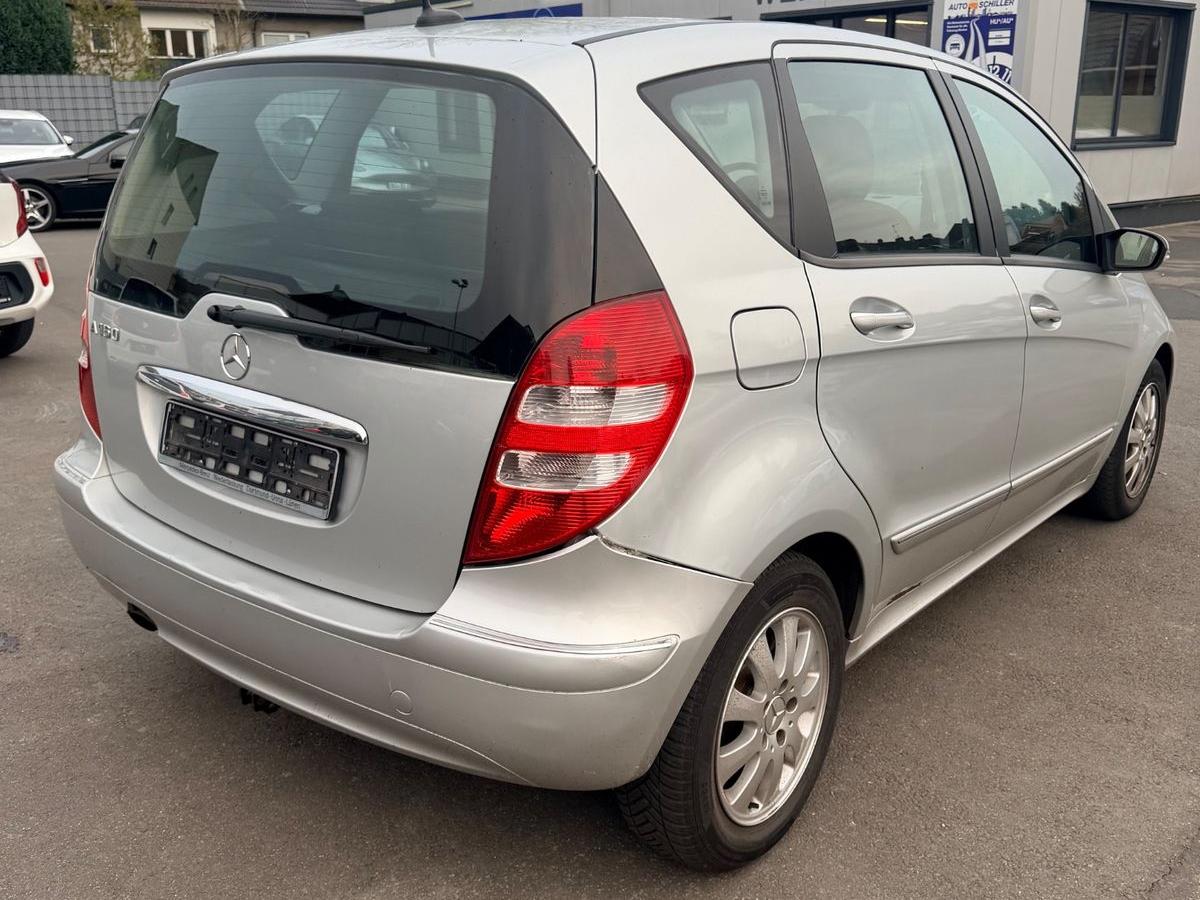 Mercedes-Benz A150 2005 — interior