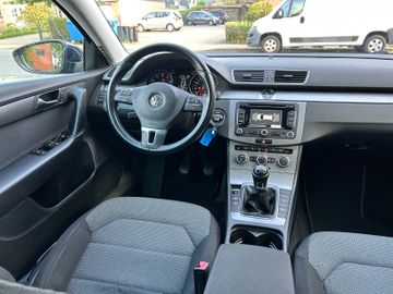 Volkswagen Passat Variant - 10