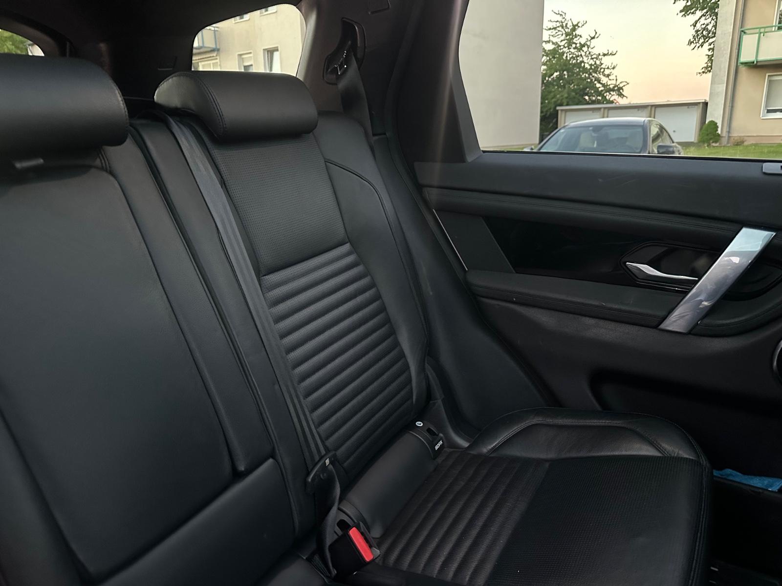 Land Rover Discovery Sport S AWD Panorama Leder Xenon Voll