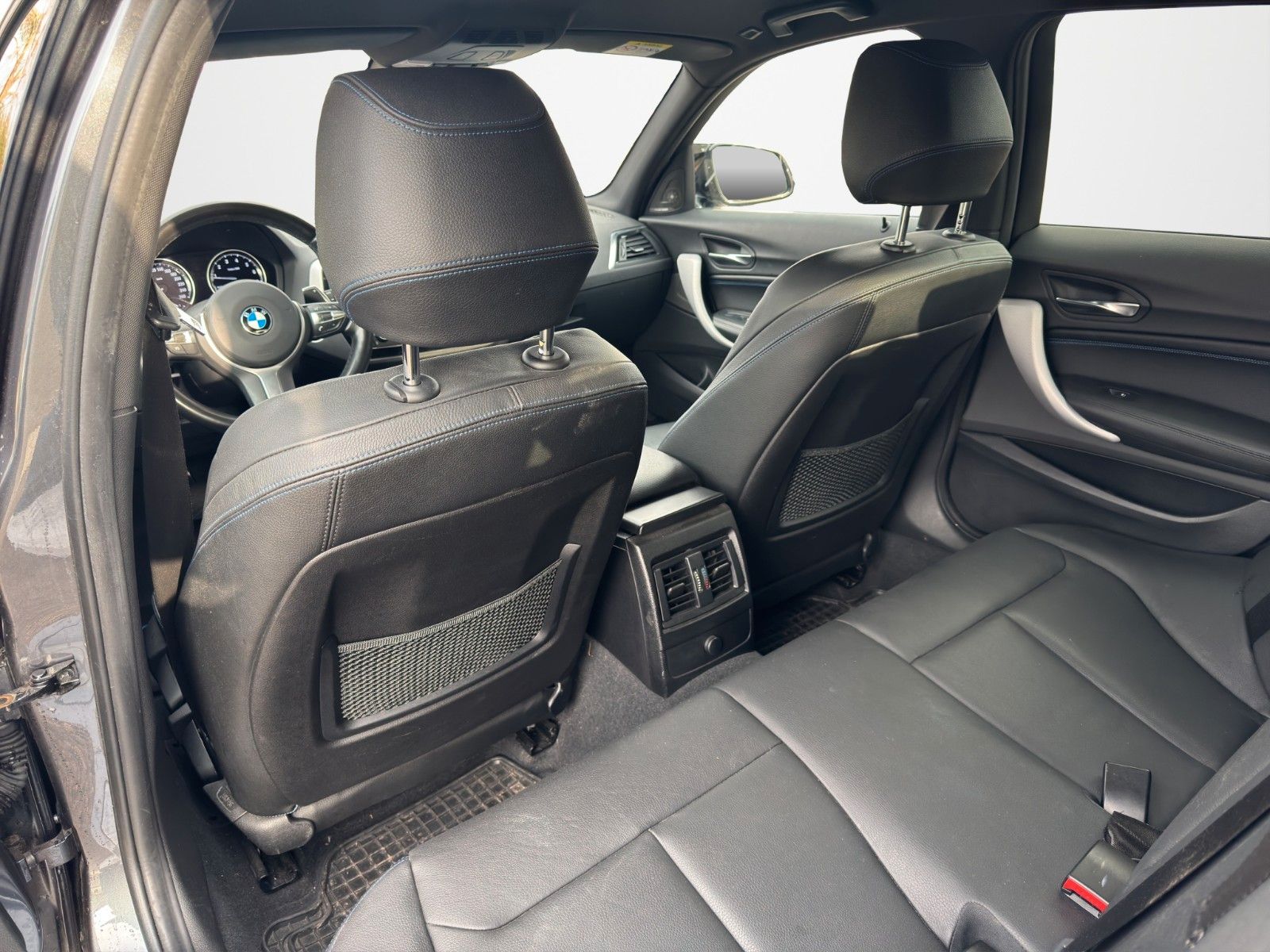 Fahrzeugabbildung BMW M140I XDRIVE SPECIAL EDITION H&K KAM OZ PERFORM