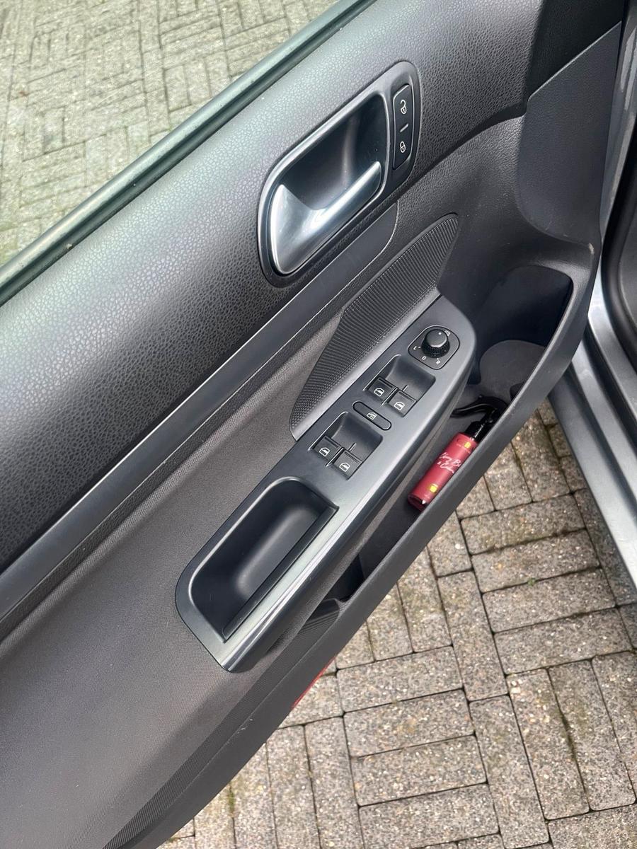 Volkswagen Golf 2007 — photo 11