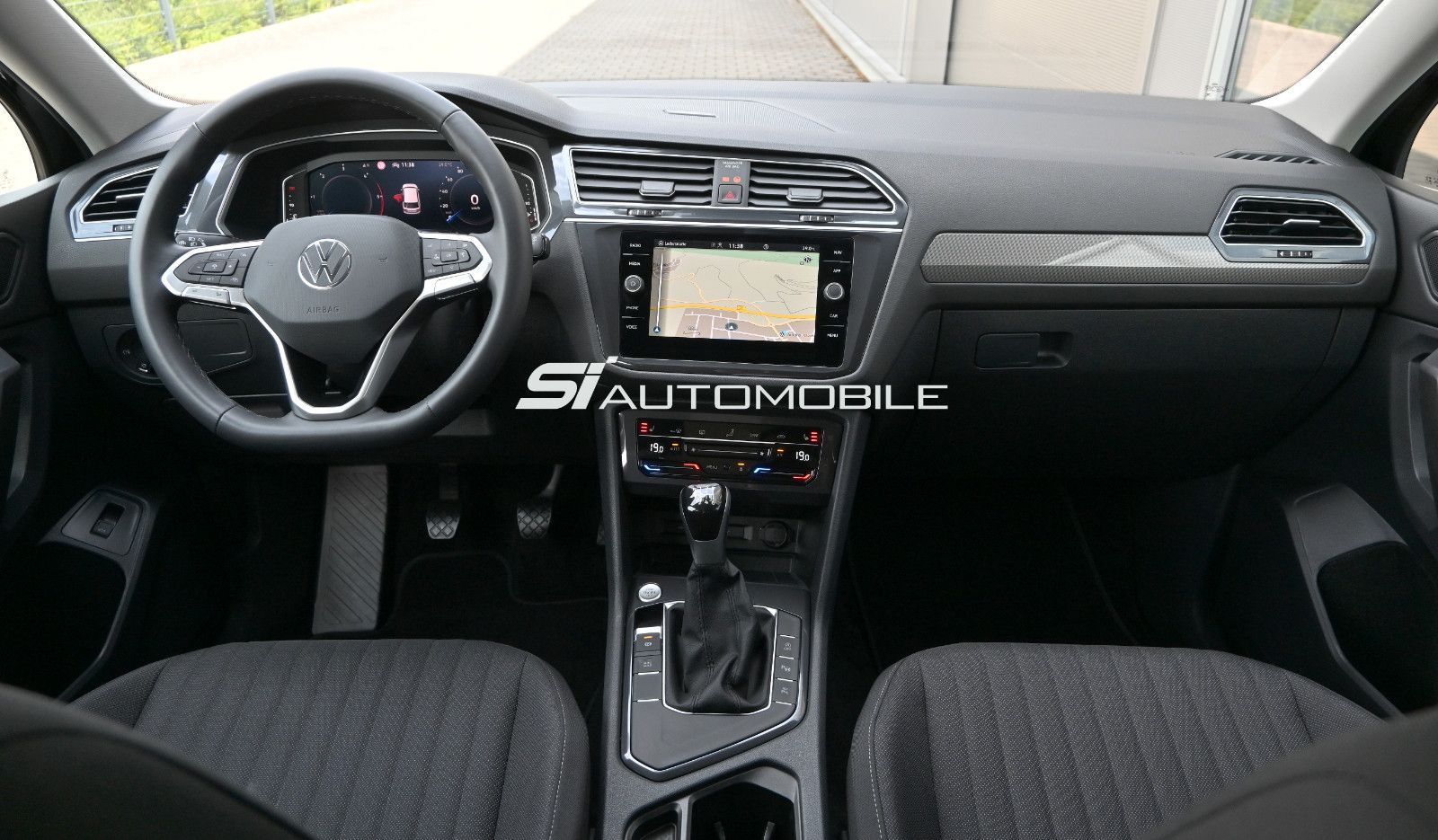 Fahrzeugabbildung Volkswagen Tiguan Allspace 2.0 TDI °ACC°AHK°STANDHEIZ°360°
