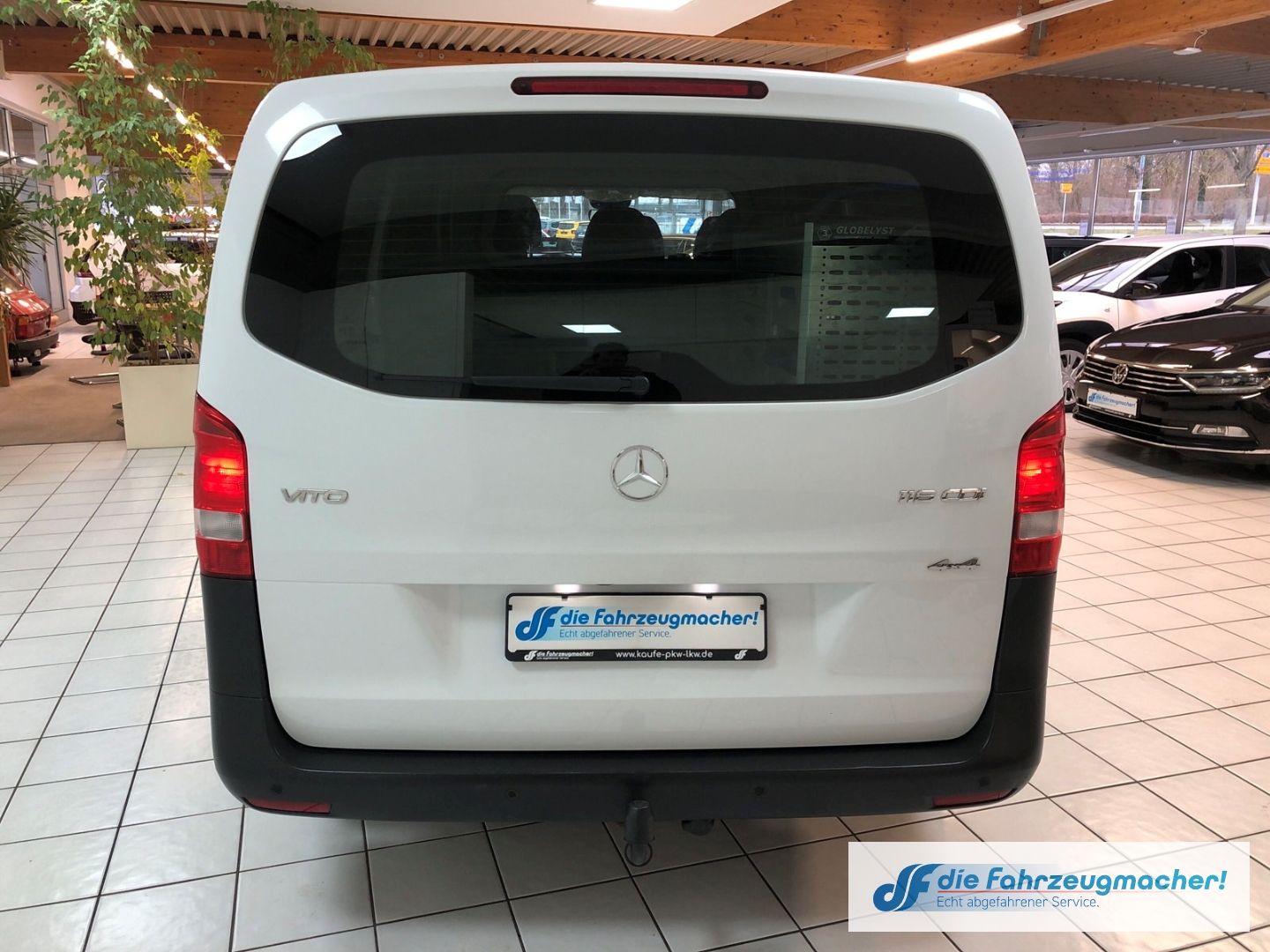 Fahrzeugabbildung Mercedes-Benz Vito Mixto 116 CDI, BT 4MATIC extralang BlueTEC