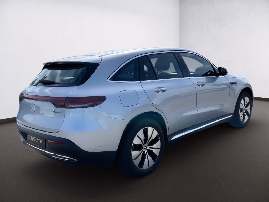 Mercedes-Benz EQC 400 4MATIC MBUX*Mbeam*AR*CarPlay*AUT*Distr