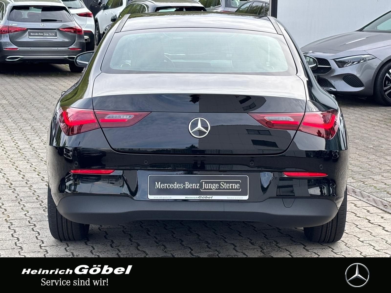 Fahrzeugabbildung Mercedes-Benz CLA 180 ENTRY-ADV. LED KAM NAVI SHA SITZHEIZUNG