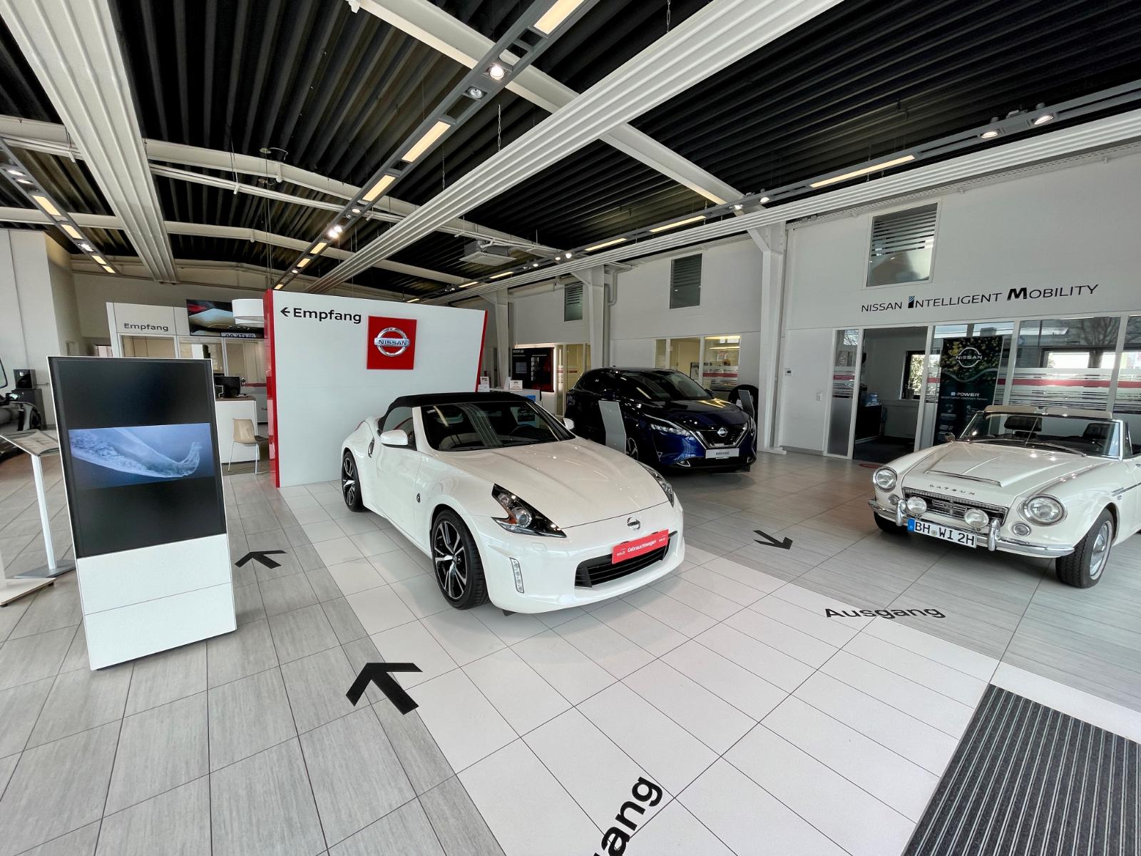 showroom-image-bottom