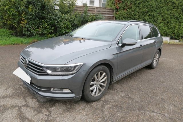 VW Passat Variant 2.0 TDI DSG Comfortline