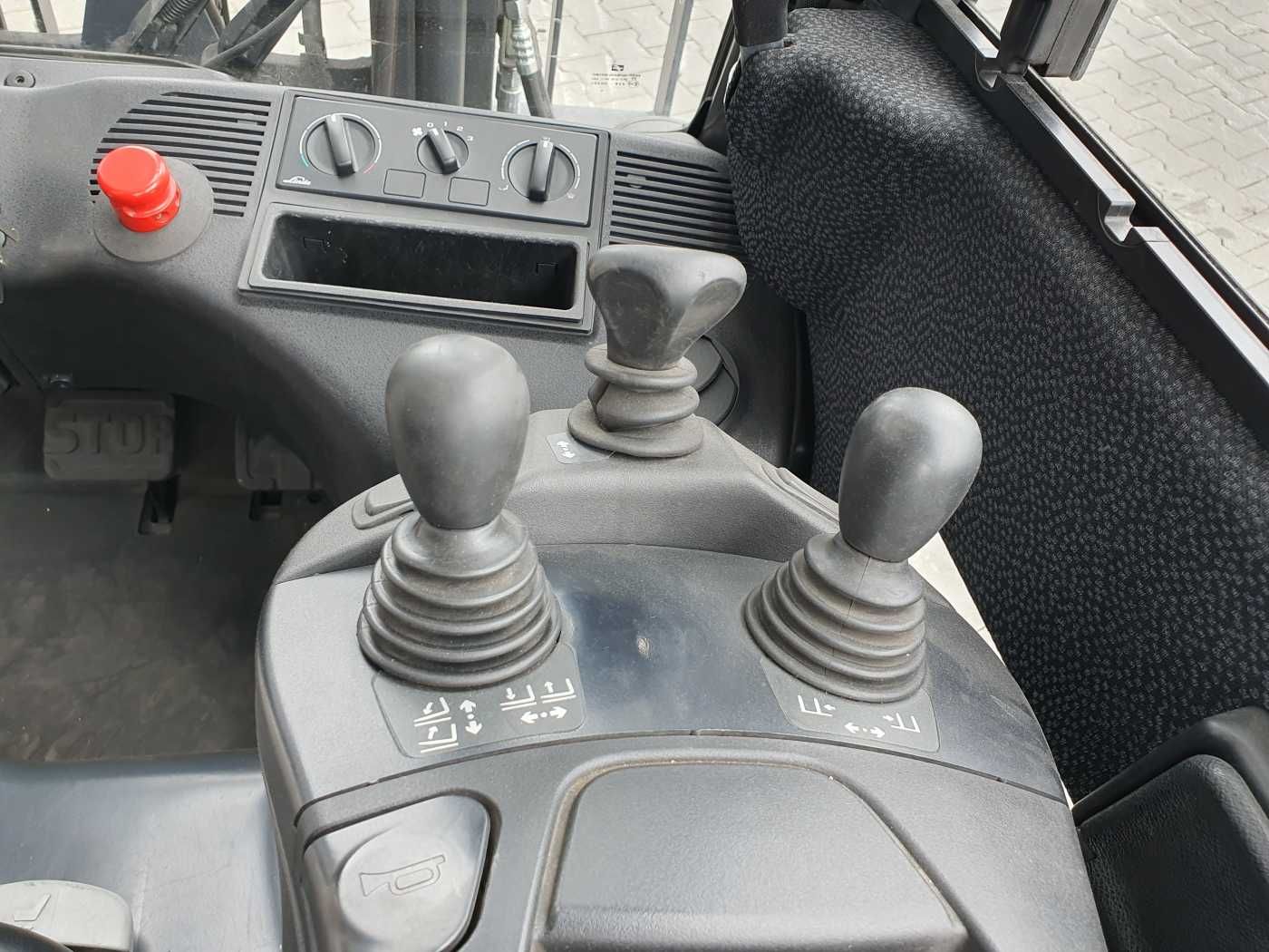 Fahrzeugabbildung Linde E14 - 02 / Triplex: 4.00m! / SS / nur 1.777h!