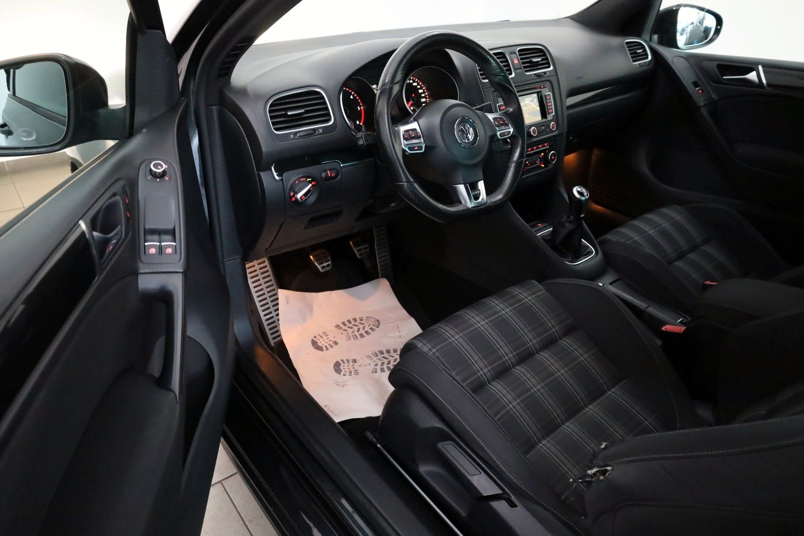 Fahrzeugabbildung Volkswagen Golf VI GTD Navi,Xenon,SH,PDC,SR+WR