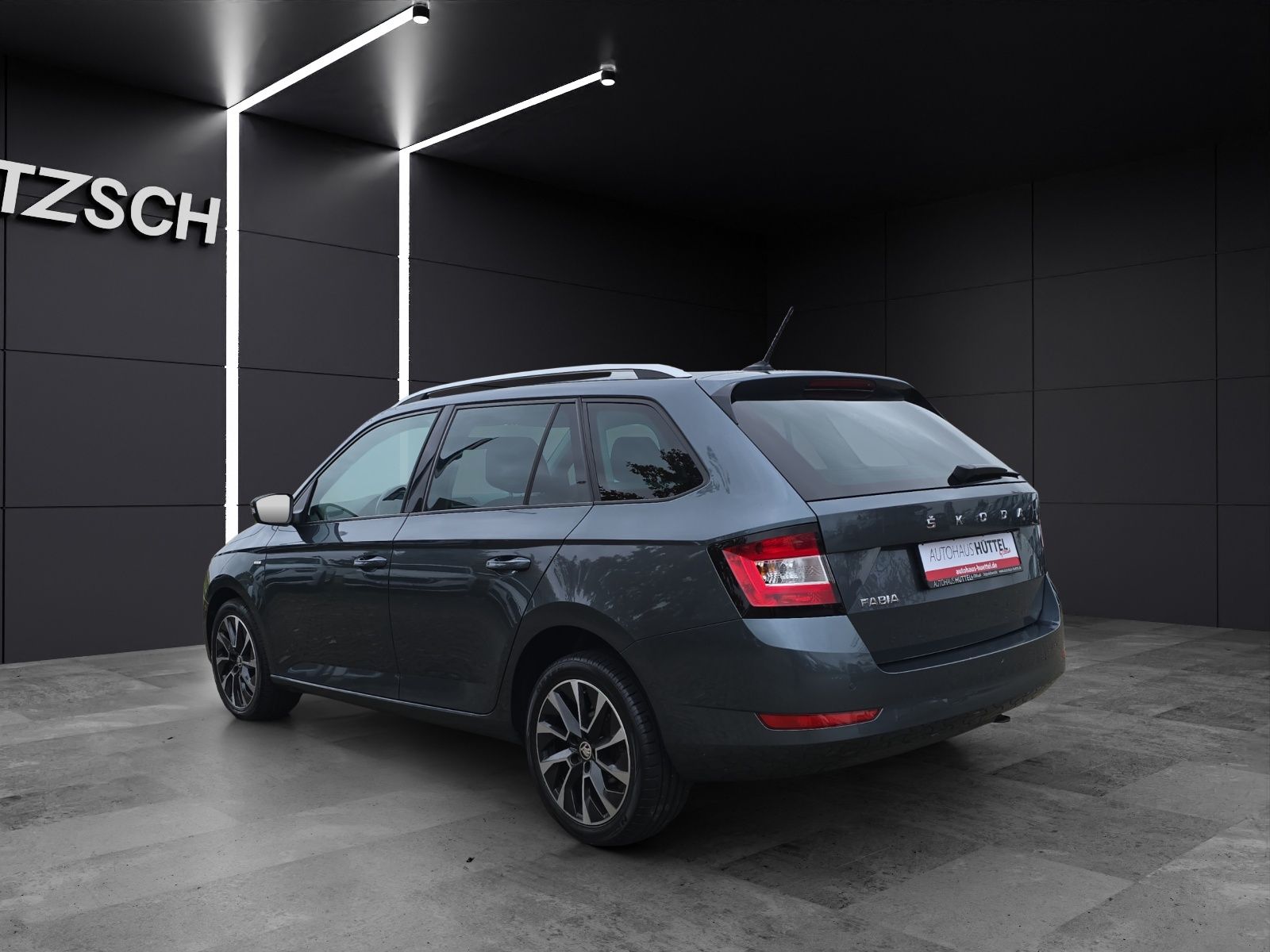 Fahrzeugabbildung SKODA Fabia Combi Drive 125 1.0 TSI KLIMA DAB SMART LI