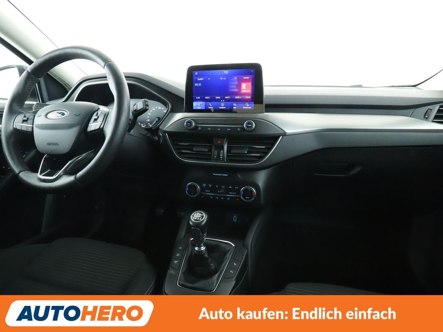 Ford Focus 1.0 EcoBoost Titanium*NAVI*CAM*SPUR*PDC*