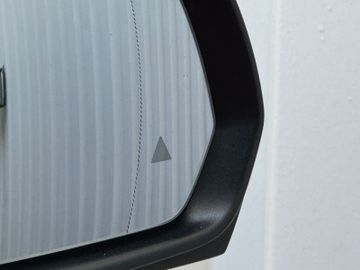 Mercedes V 220 - 12