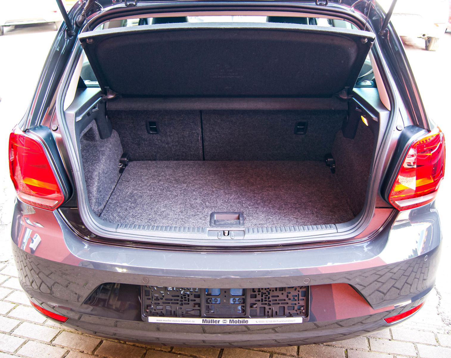 Fahrzeugabbildung Volkswagen Polo V 14TDI Allstar KLIMAAUTOMATIK TEMPOMAT PDC