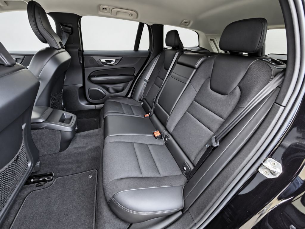 Volvo V60 D3 Geartronic Momentum Pro Parkassistenz – Bild 12