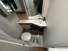 Bürstner Averso 490 TL B66 Edition*Einzelbetten*
