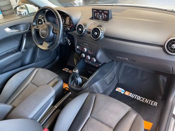 Audi A1 ambition *NAVI*PDC*SZHZ*KLIMA*SPORTFAHRWERK*